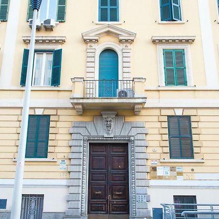The Right Place - Guest House Рим Екстериор снимка